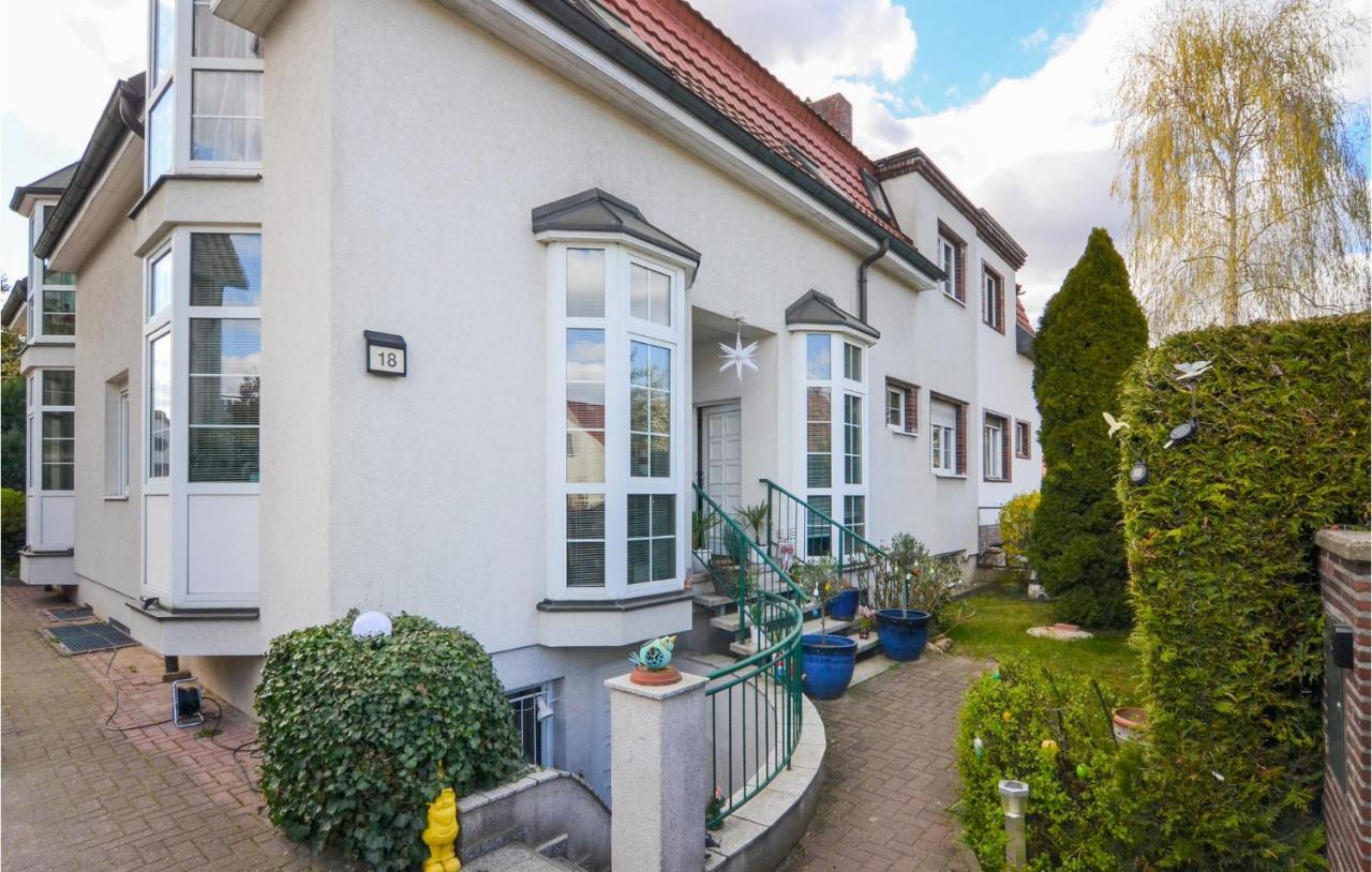 2 Bedroom Lovely Home In Berlin Dış mekan fotoğraf